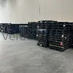 Used Plastic Pallets - Stackable, 4 - Way, 48 × 40" 1