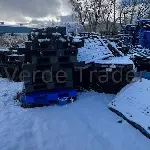 Used Plastic Pallets - Stackable, 4 - Way, 43 × 43" 1