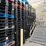 Used Plastic Pallets - Stackable, 4 - Way, 48 × 40" 1